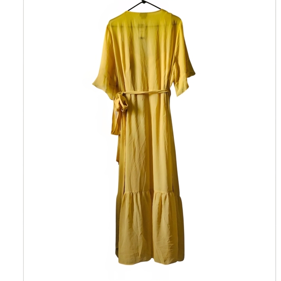 City Chic Yellow Flutter Sleeve Maxi Dress - Picture 2 of 10